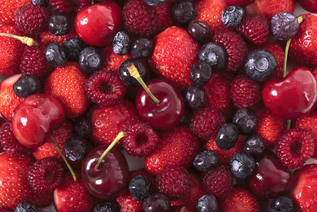 WikiBrandt: Suma vitaminas con frutas del bosque
