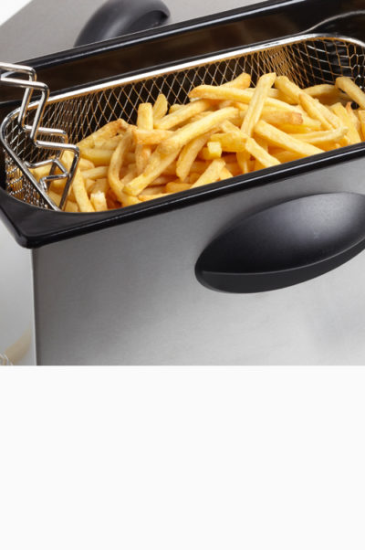 Patatas fritas en freidora